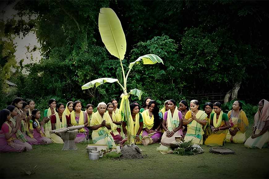Hudum Deo Puja: Rajbangshi women dance in nude to invoke rain— GetBengal story